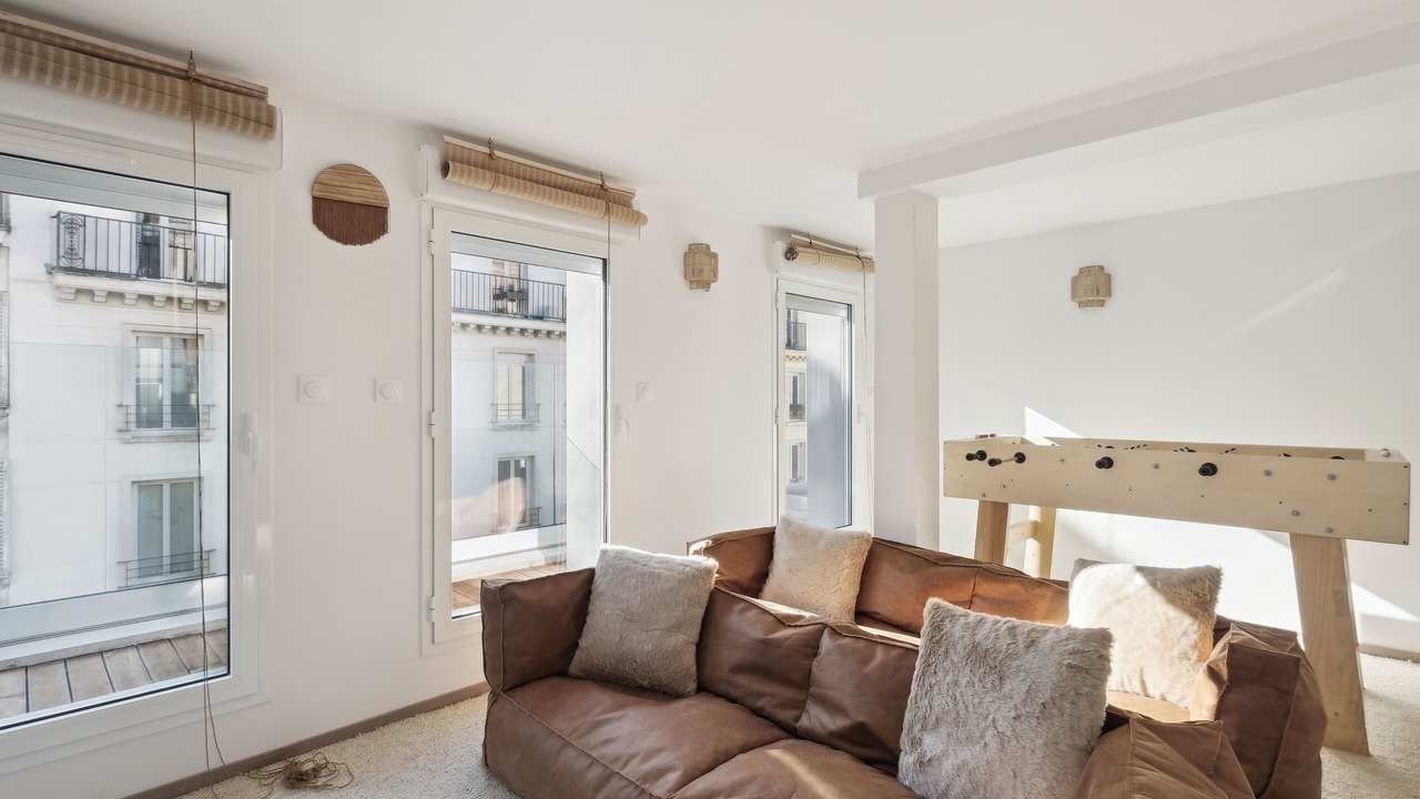 Photo of Livingroom in 17th Arrondissement