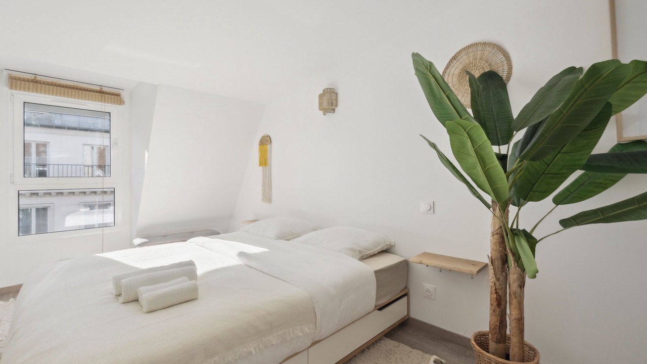 Photo of Bedroom in 17th Arrondissement