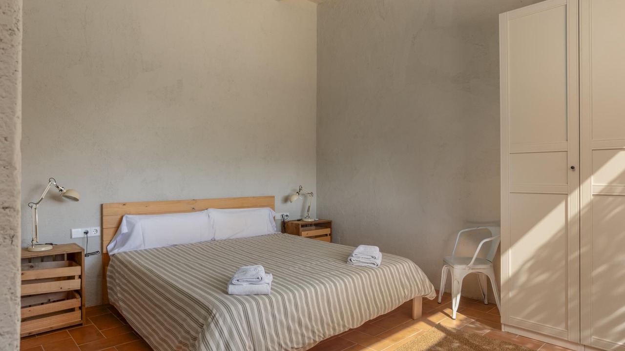 Photo of Bedroom in Pals