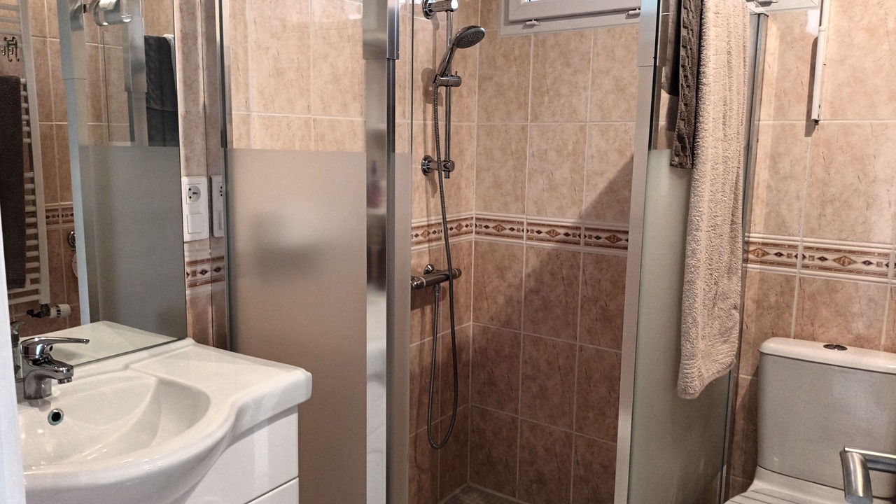 Photo of Bathroom in Gueutteville-les-Gres