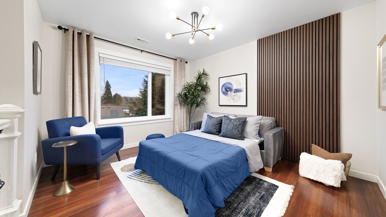 Photo of Bedroom in Seattle Metro Area