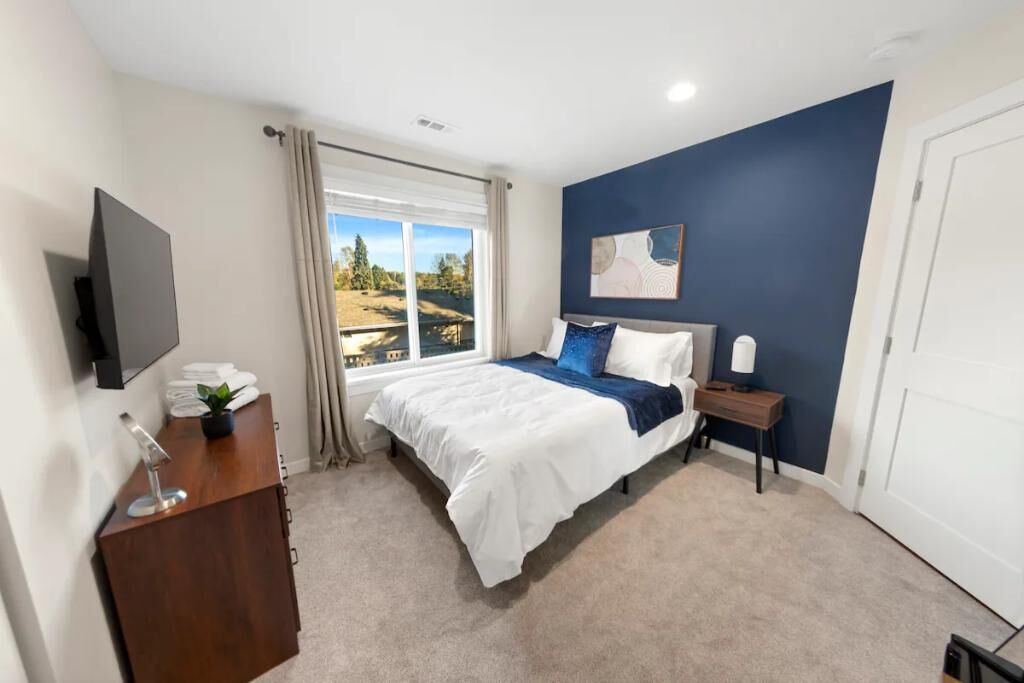 Photo of Bedroom in Seattle Metro Area
