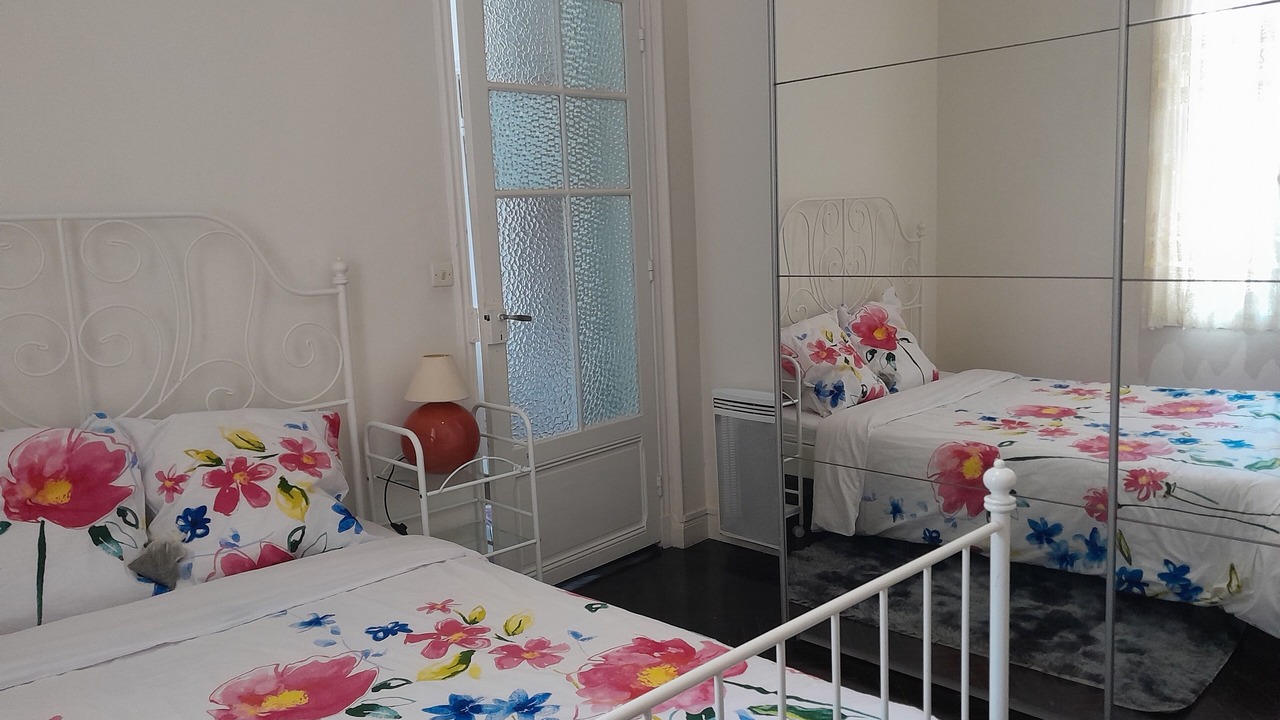 Photo of Bedroom in Caucade