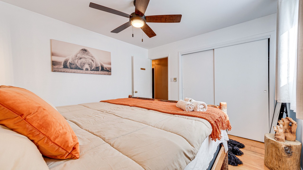 Photo of Bedroom in Pocono Pines