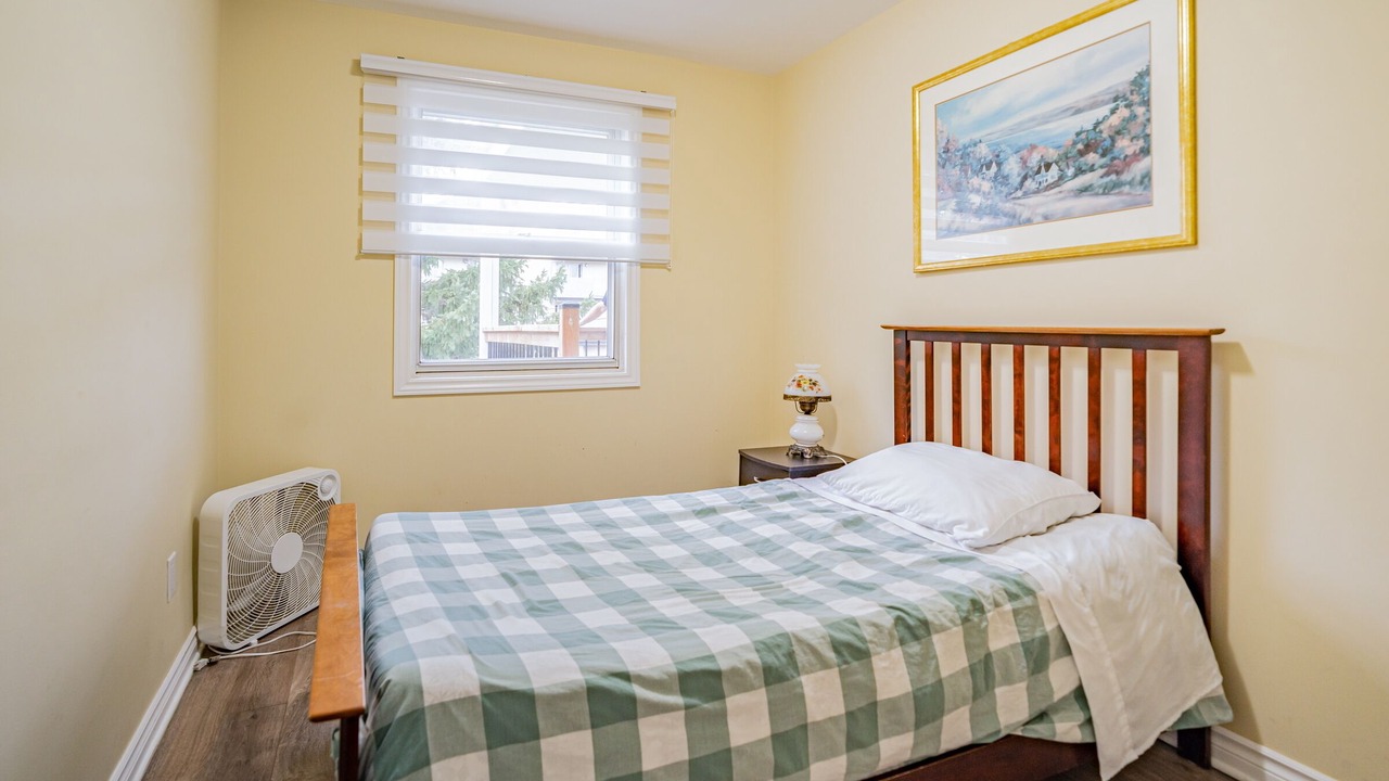Photo of Bedroom in Lachine