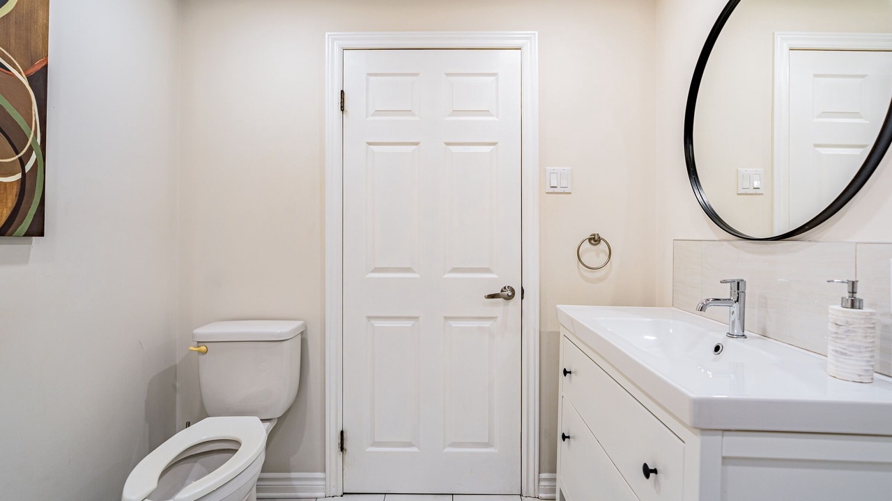 Photo of Bathroom in Lachine
