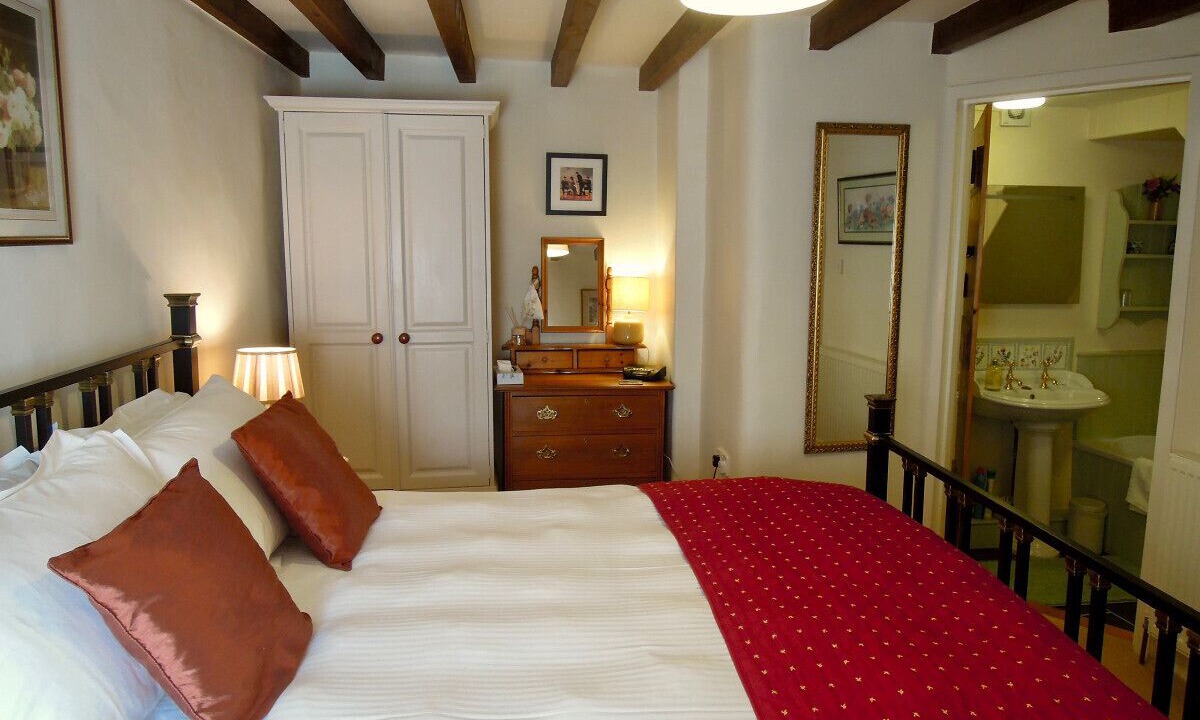 Photo of Others in High Street