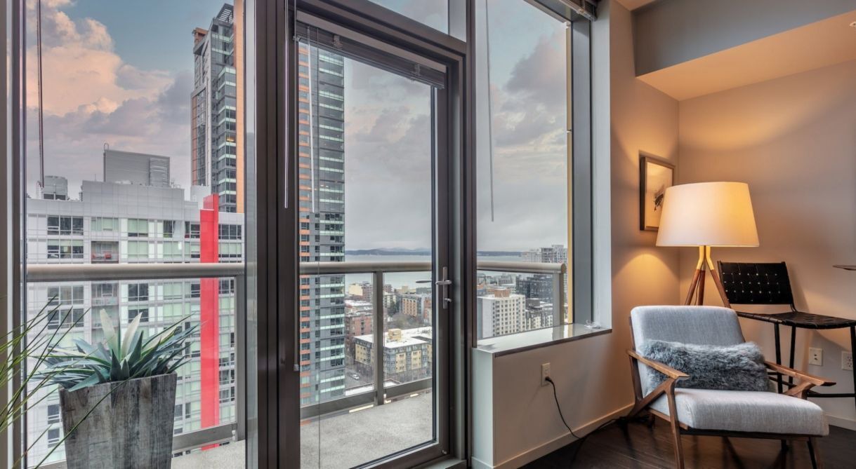 Photo of Livingroom in Belltown