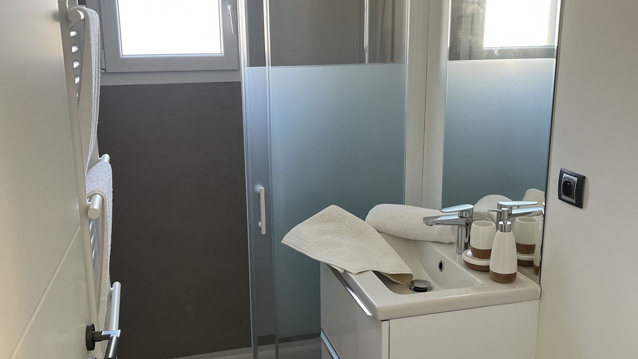 Photo of Bathroom in Juvignac