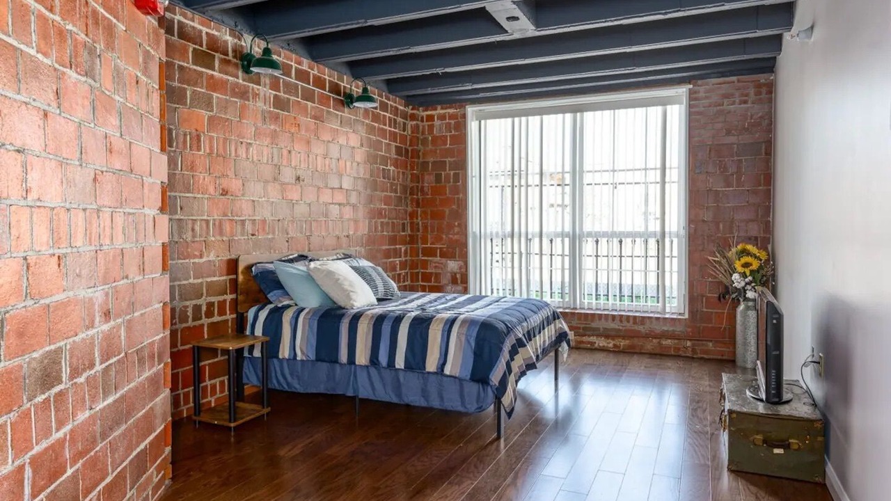 Photo of Bedroom in Newark