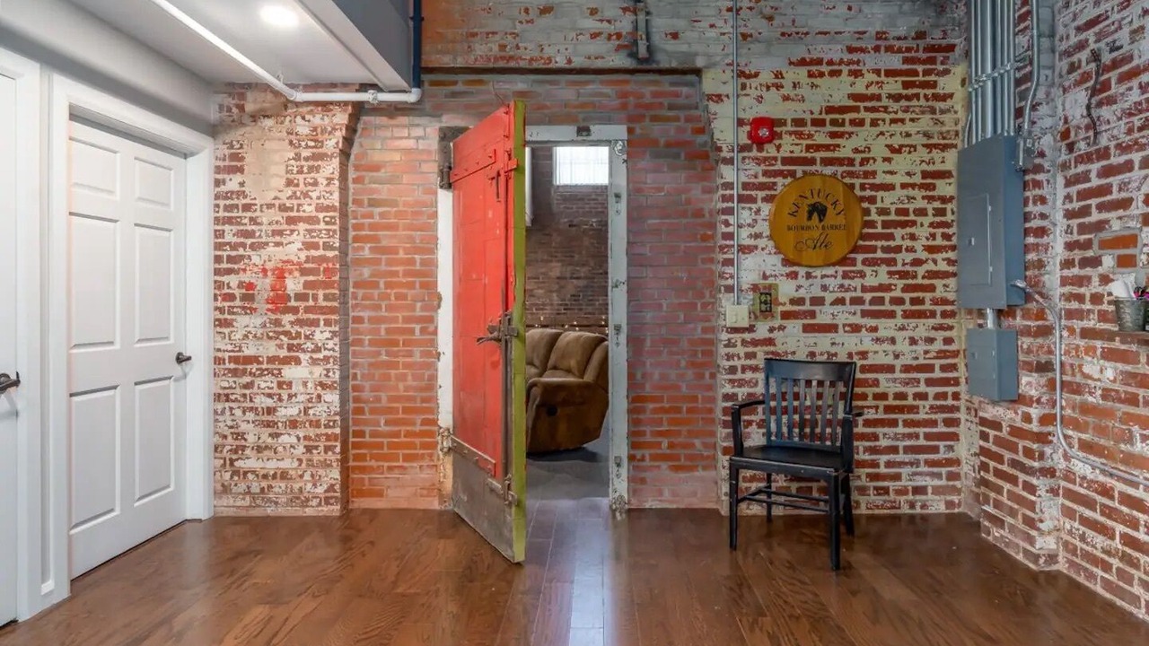 Photo of Others in Newark