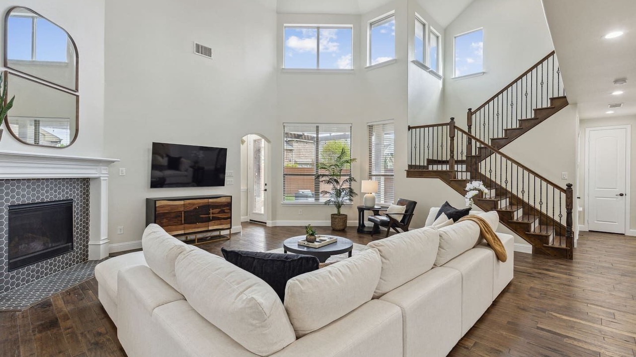 Photo of Livingroom in Keller