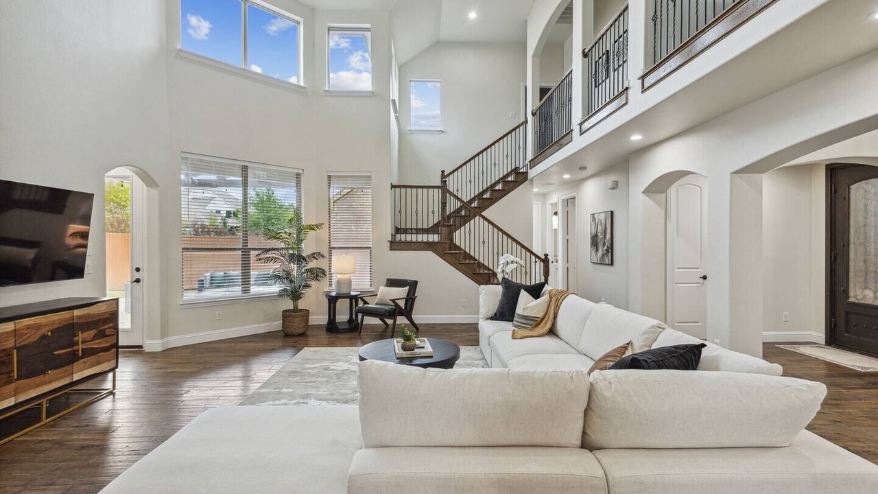 Photo of Livingroom in Keller