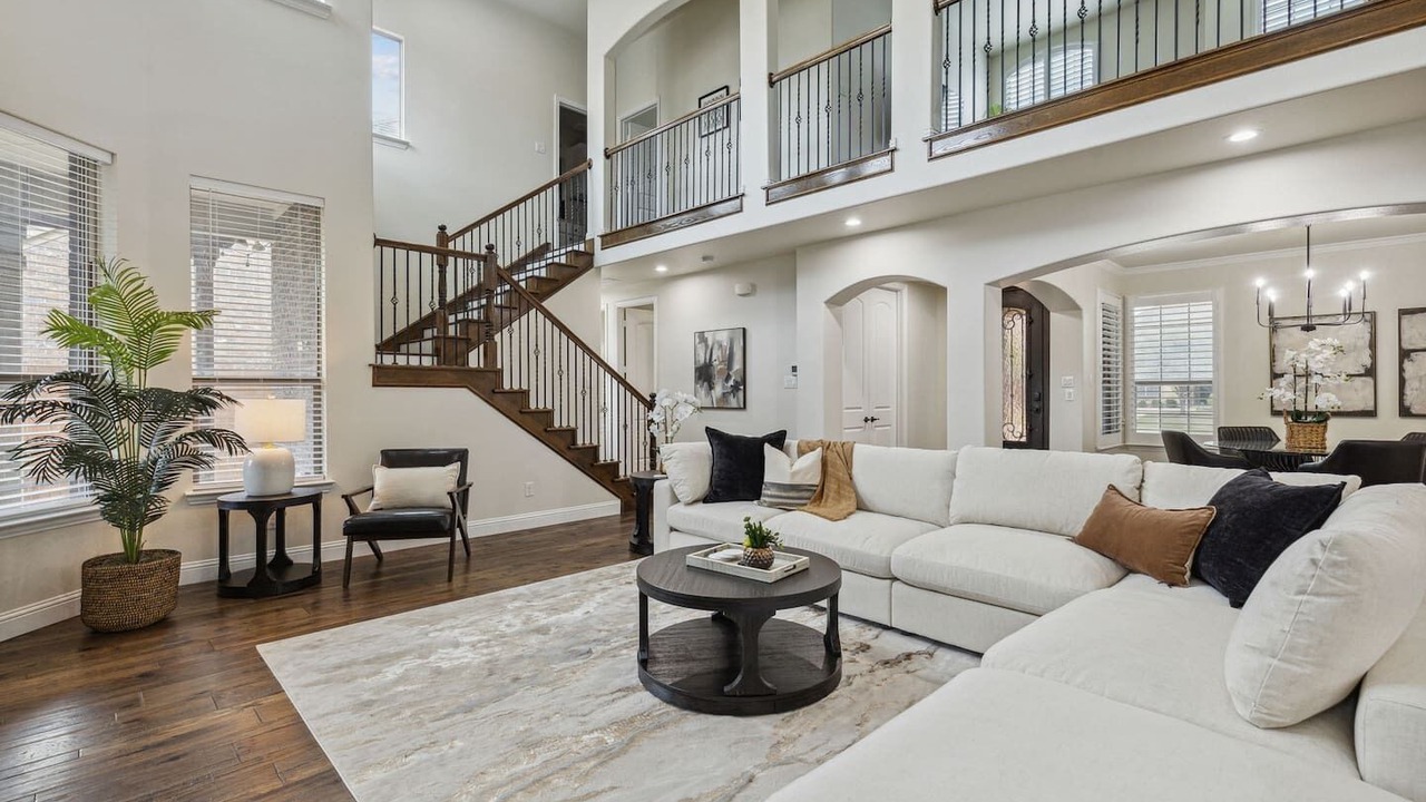 Photo of Livingroom in Keller