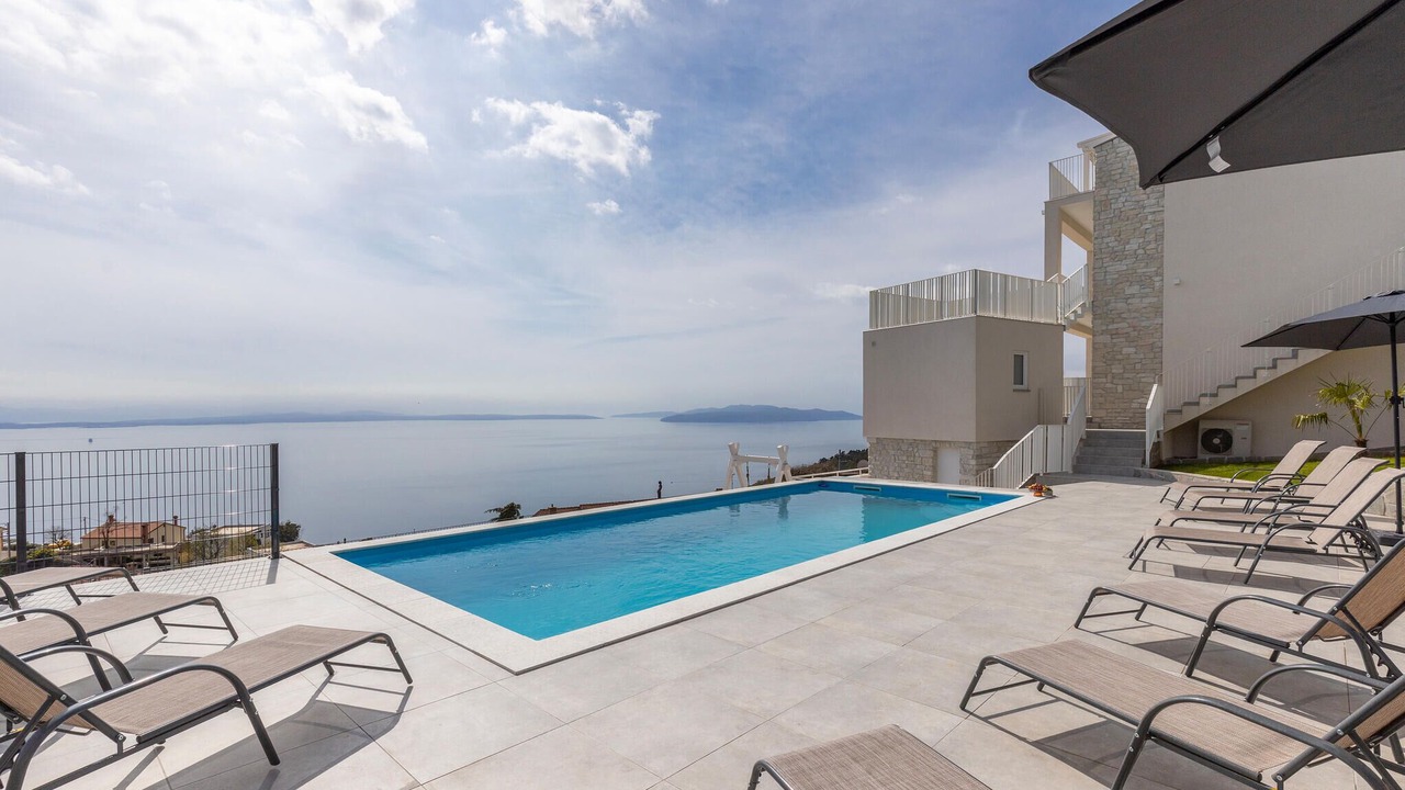 Photo of Outdoor in Bregi