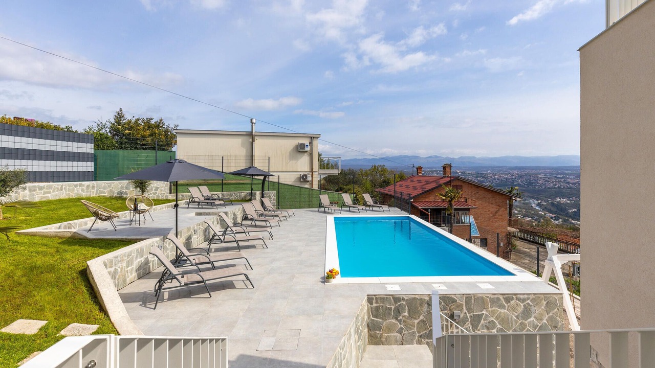 Photo of Outdoor in Bregi