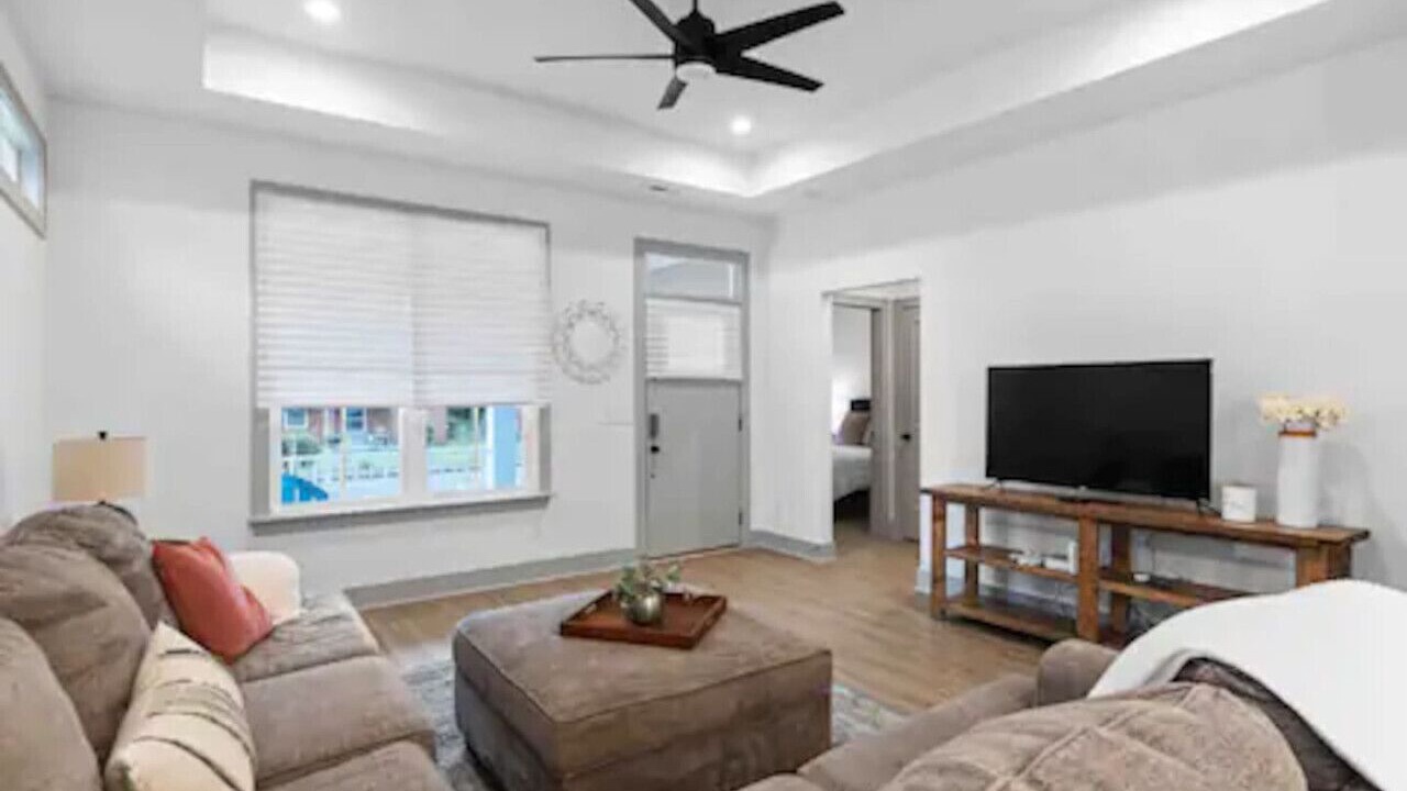 Photo of Livingroom in Chattanooga