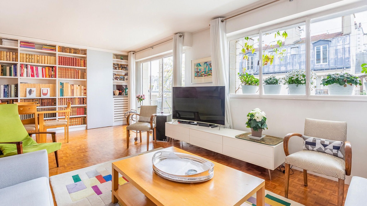 Photo of Bedroom in 7th Arrondissement