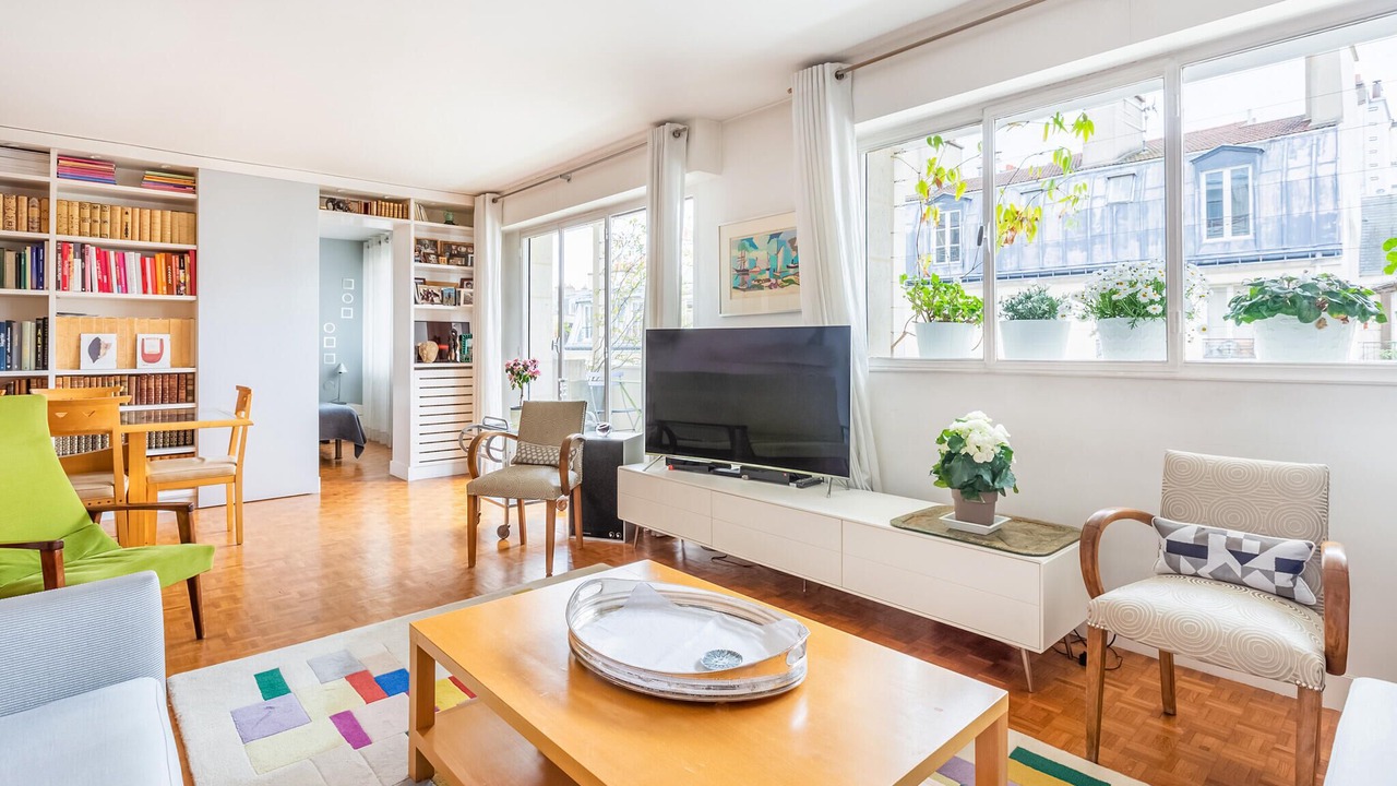 Photo of Bedroom in 7th Arrondissement