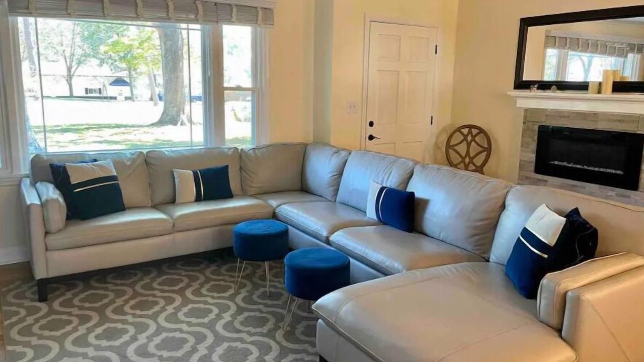 Photo of Livingroom in Midway