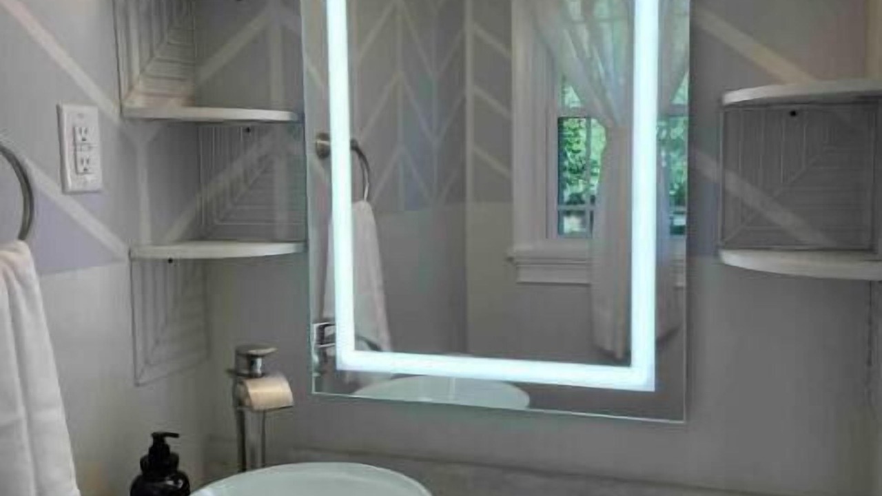 Photo of Bathroom in Midway