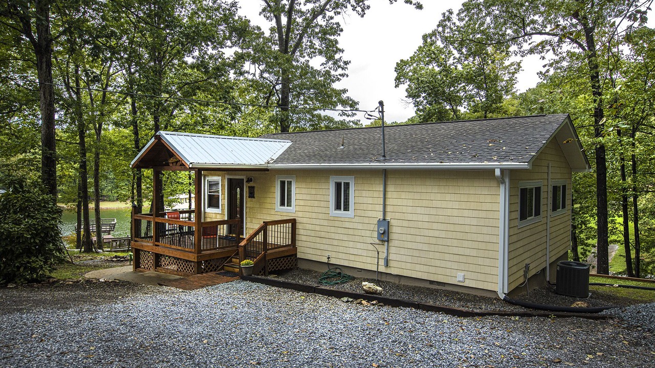 Photo of Outdoor in Huddleston