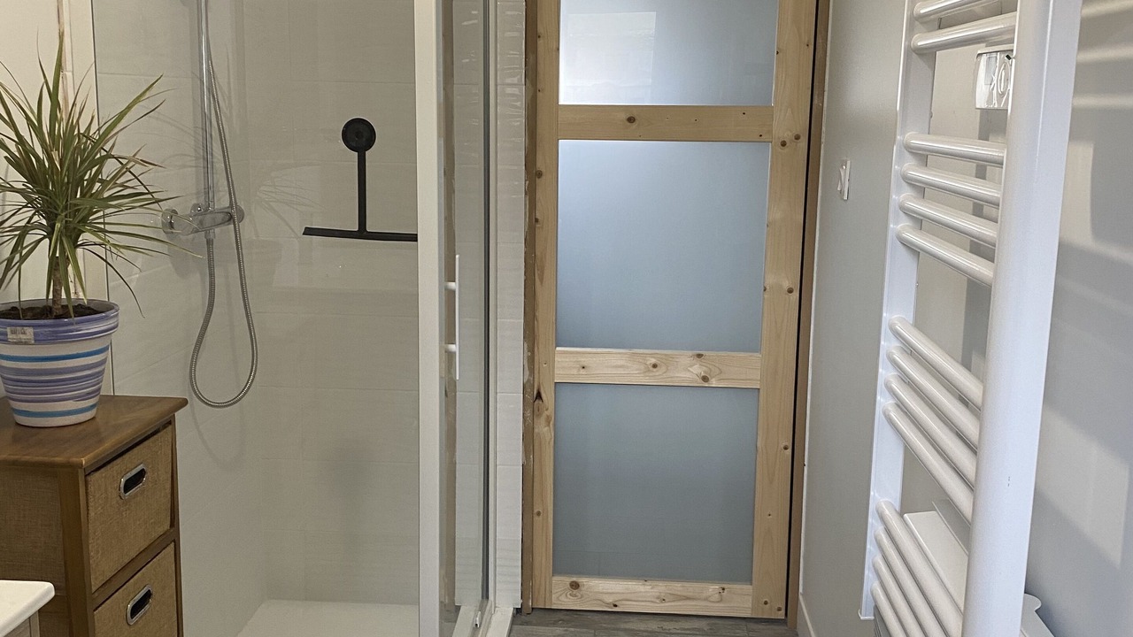 Photo of Bathroom in Doue-la-Fontaine