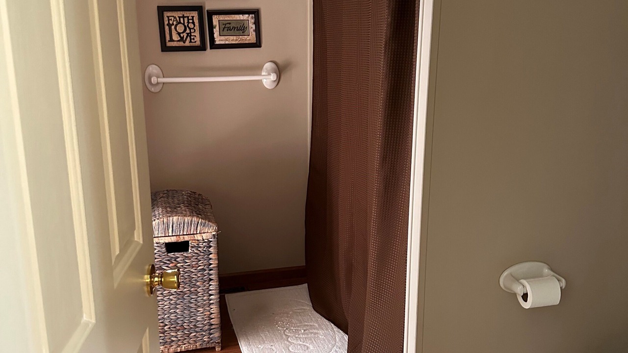 Photo of Bathroom in Galesburg