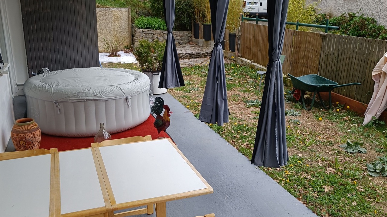 Photo of Outdoor in Couret