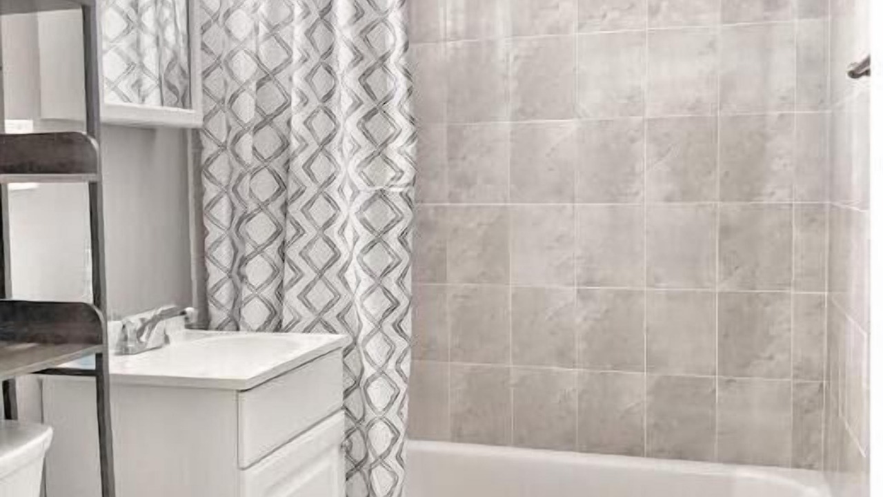 Photo of Bathroom in Weirs Beach