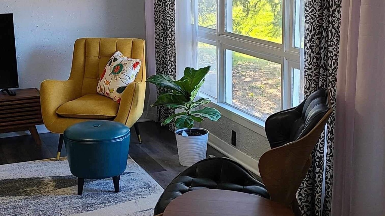 Photo of Livingroom in Mount Pleasant