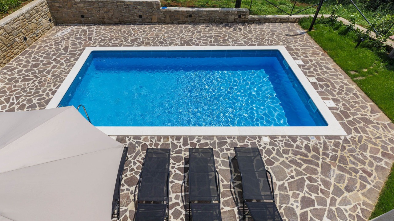 Photo of Outdoor in Pican