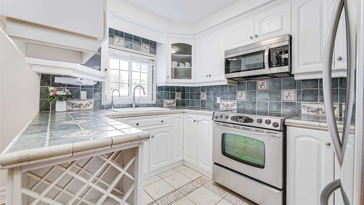 Photo of Kitchen in Penetanguishene