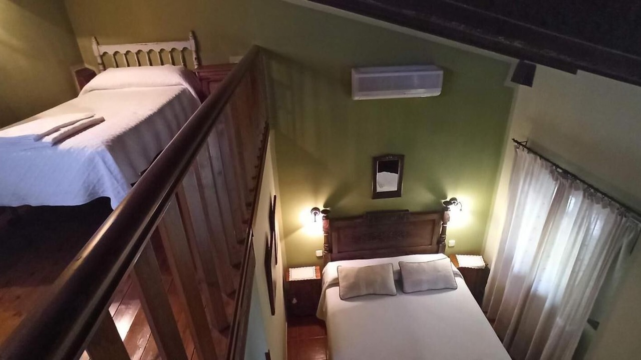 Photo of Bedroom in Candeleda