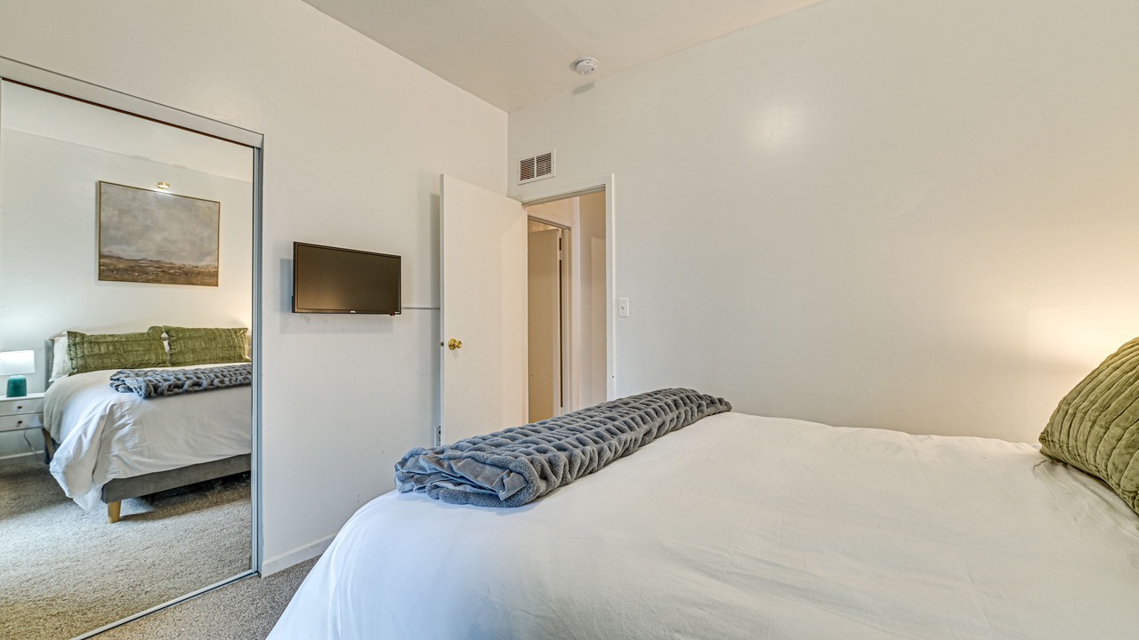 Photo of Bedroom in Albany