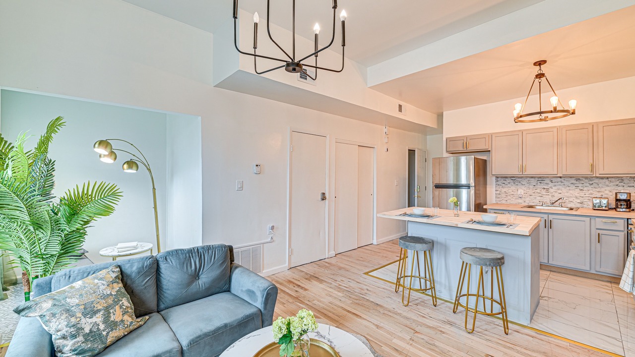 Photo of Livingroom in Albany