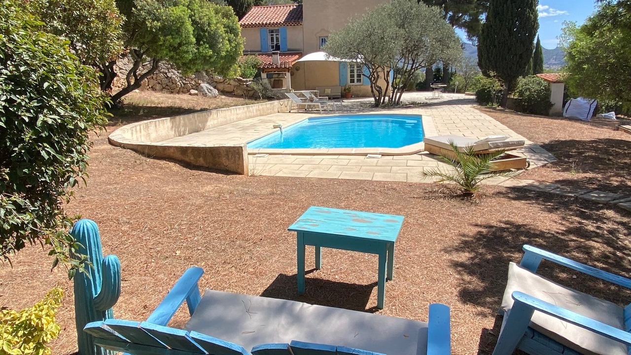 Photo of Outdoor in Saint-Mitre