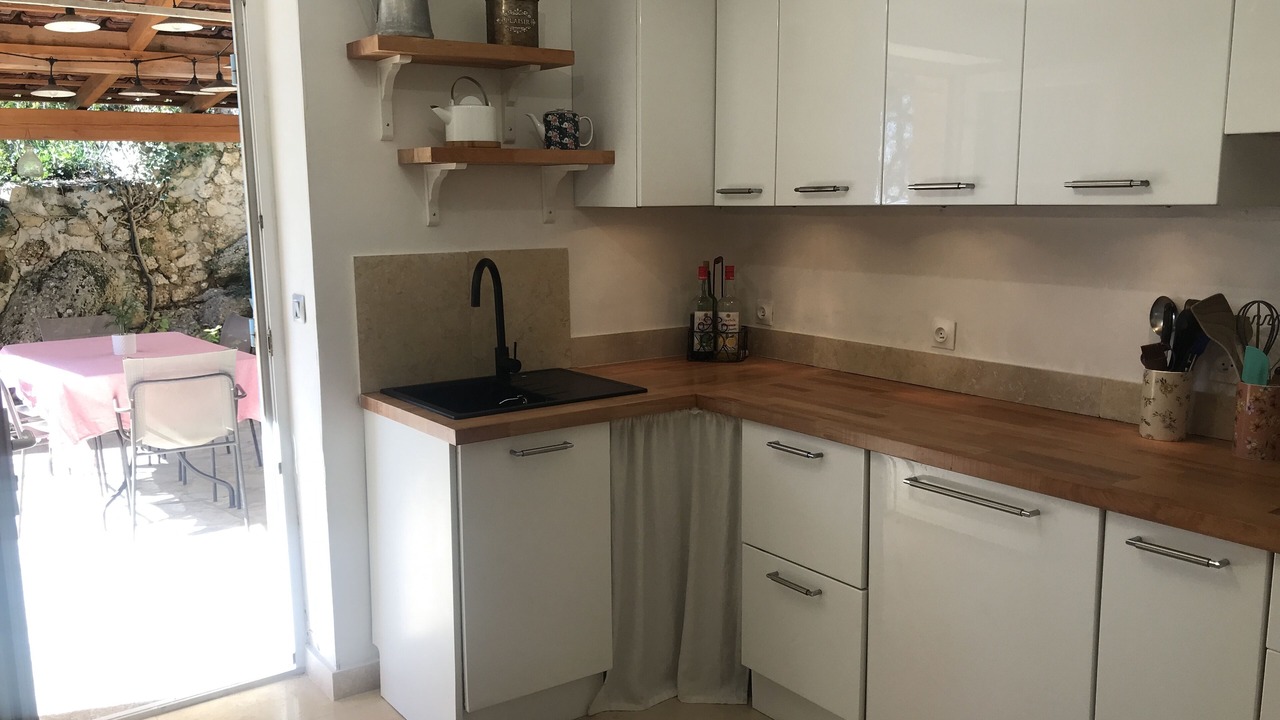 Photo of Kitchen in Saint-Mitre