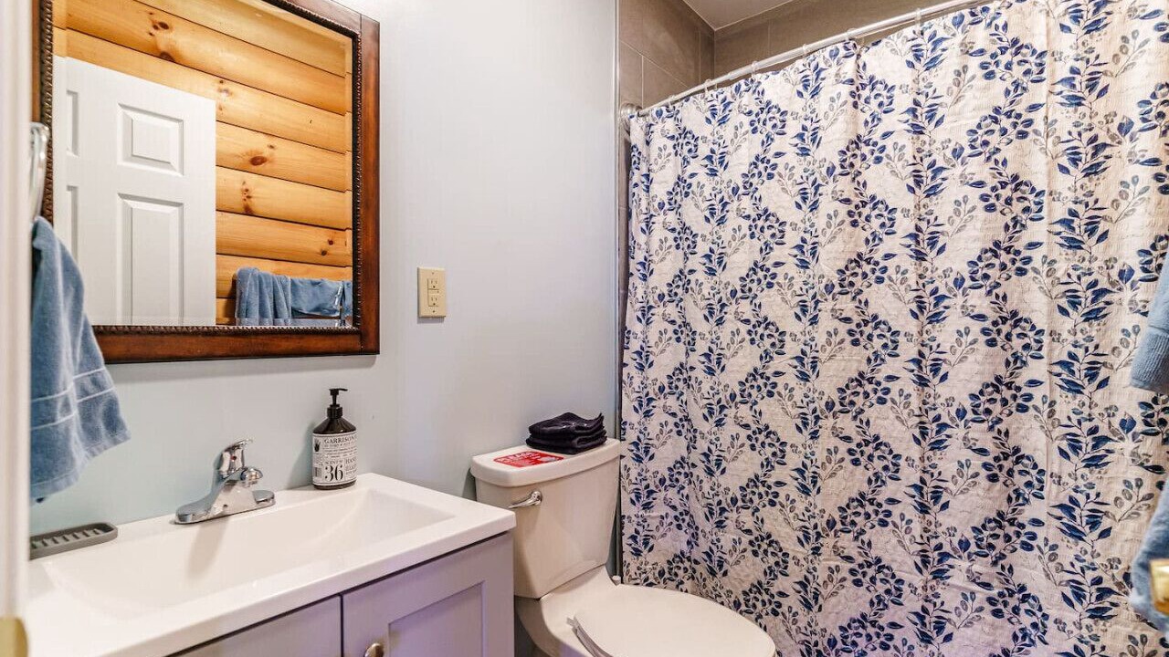 Photo of Bathroom in Stanley