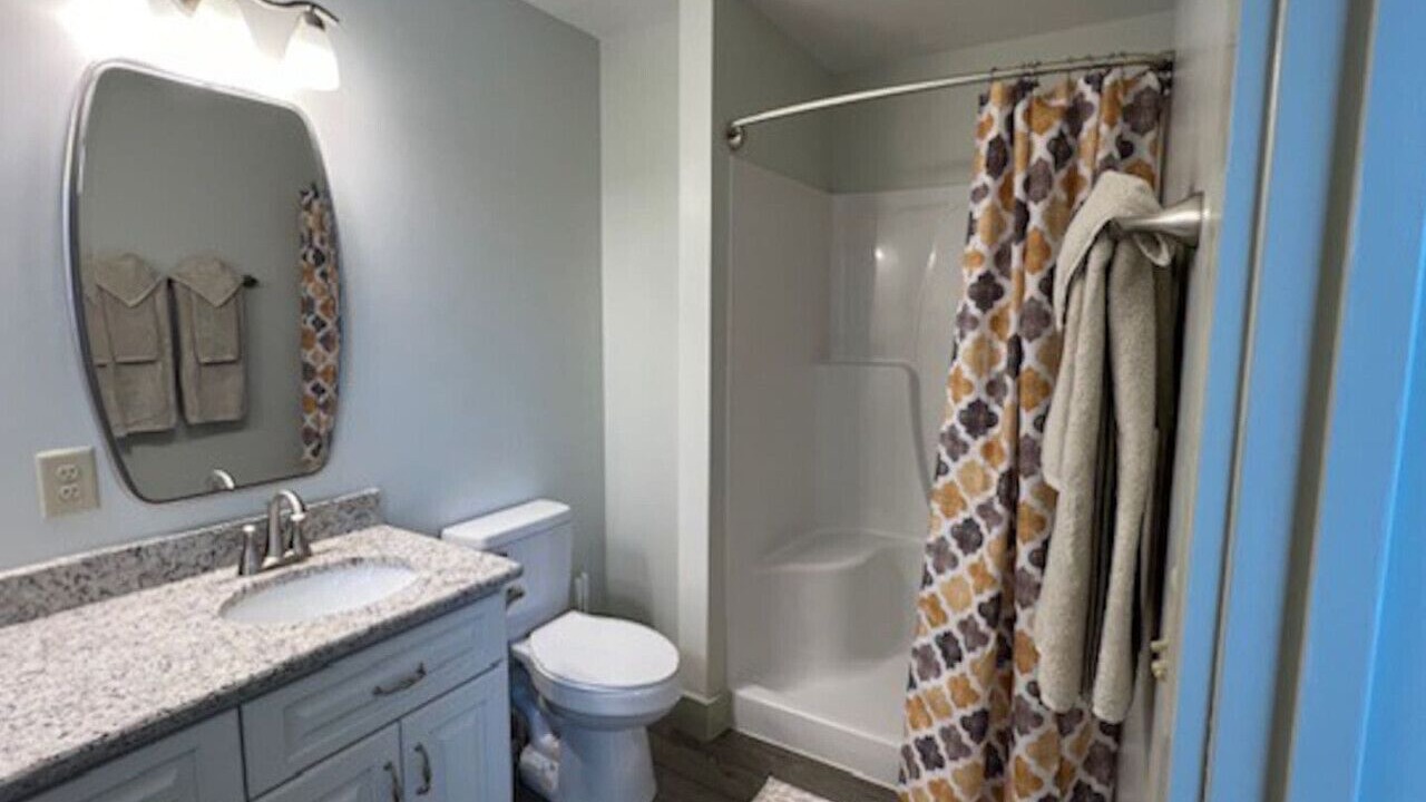 Photo of Bathroom in State Road
