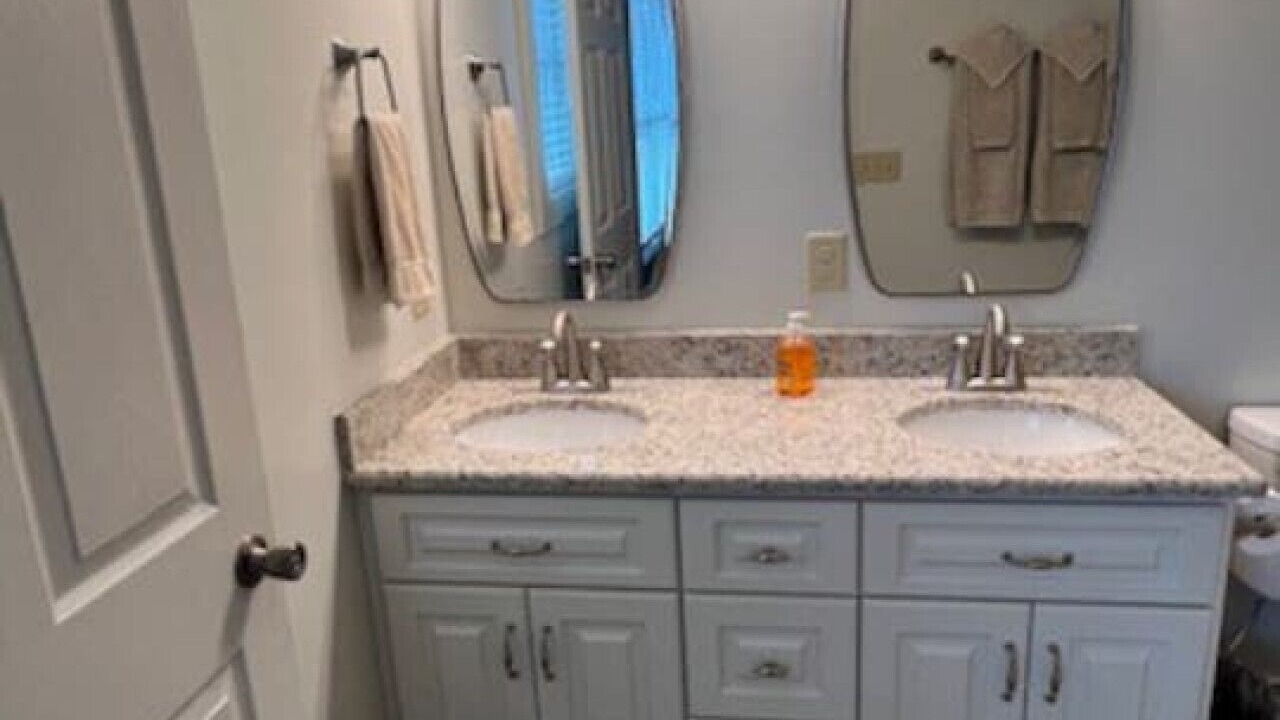 Photo of Bathroom in State Road