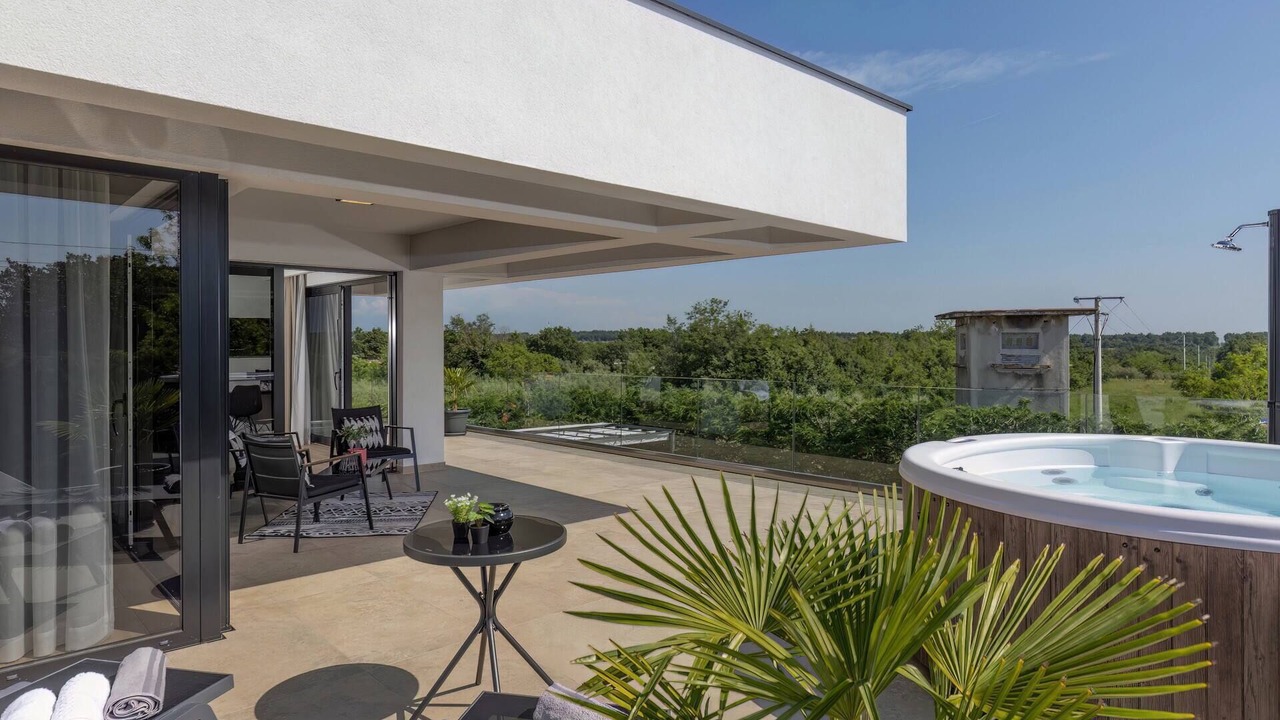 Photo of Patio Balcony in Krizine