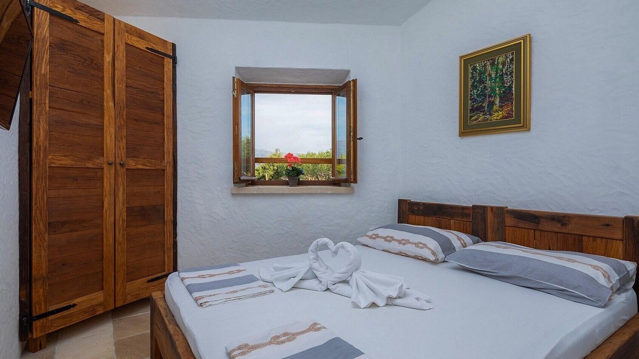 Photo of Bedroom in Povlja