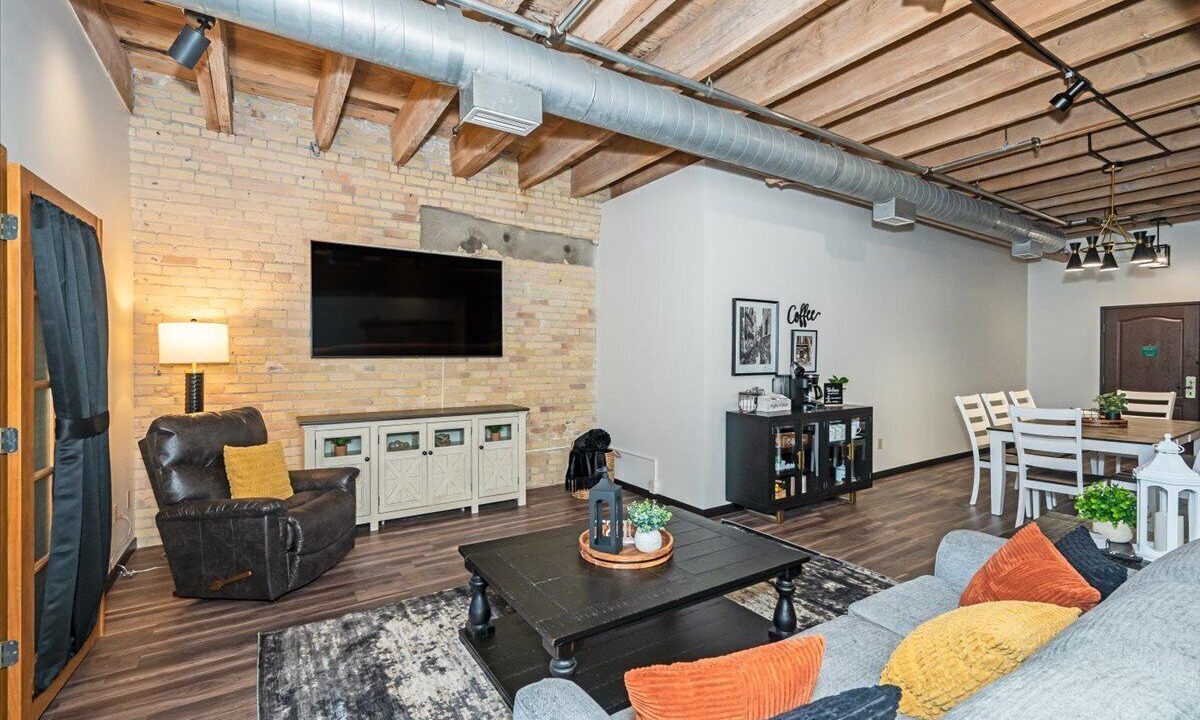 Photo of Livingroom in Canal Park