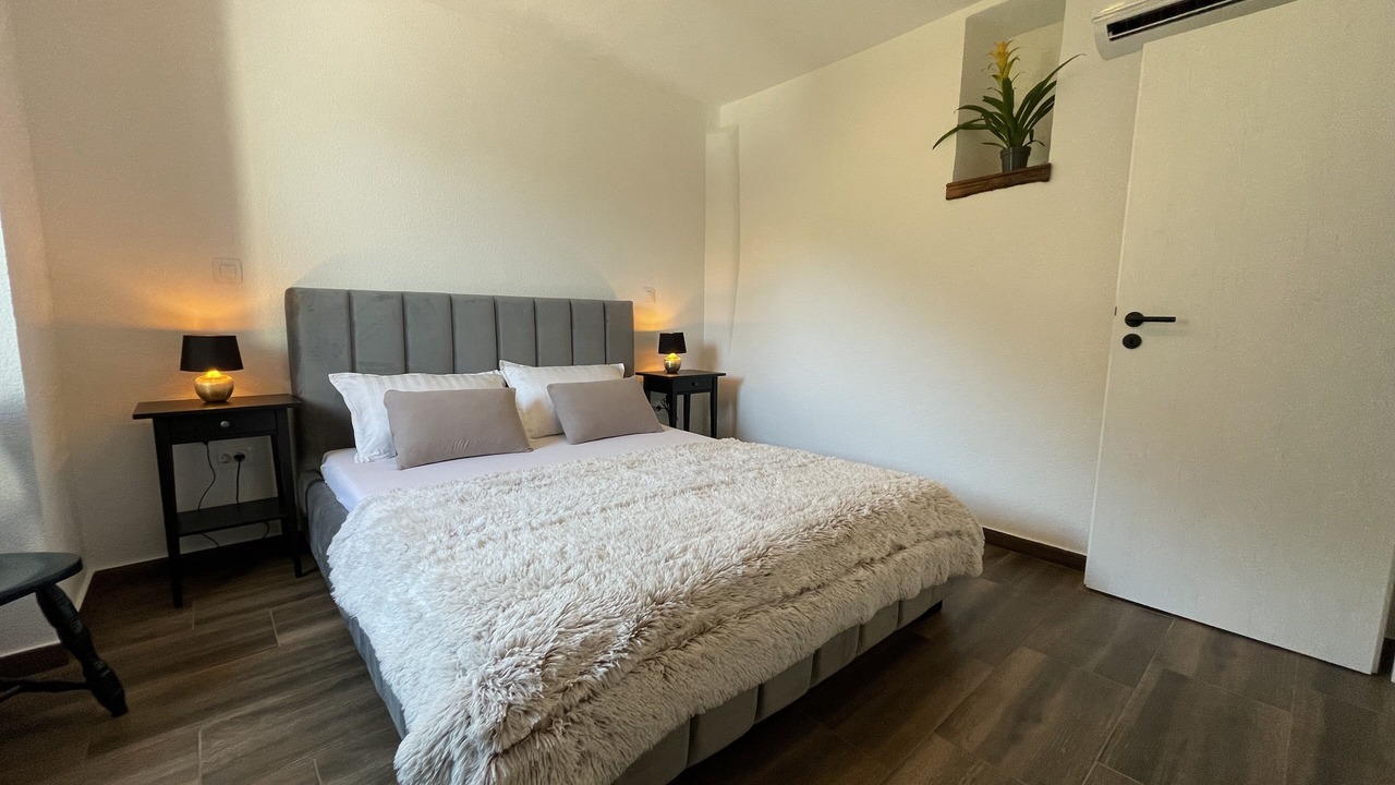 Photo of Bedroom in Sucici