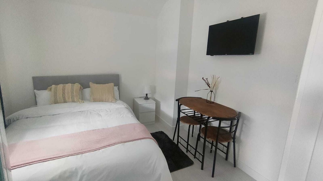 Photo of Bedroom in Cray Valley West