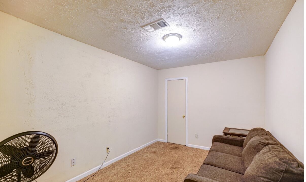 Photo of Livingroom in North Shore