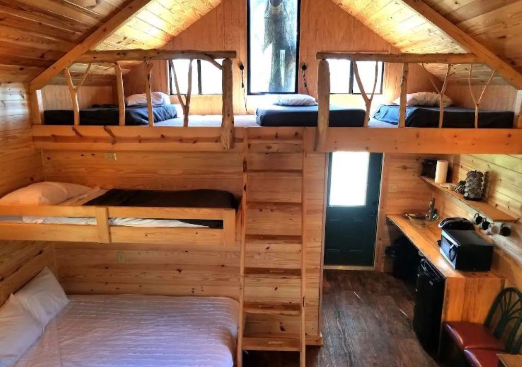 Photo of Bedroom in Letohatchee