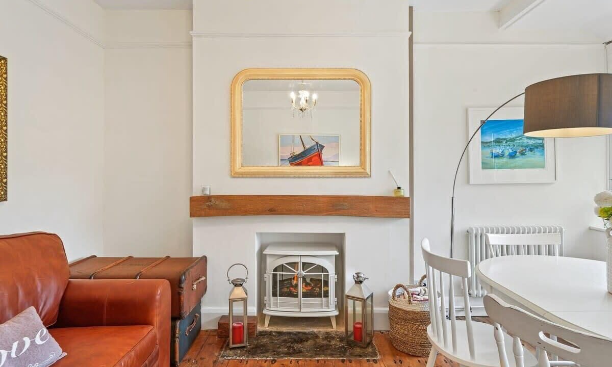 Photo of Livingroom in Looe
