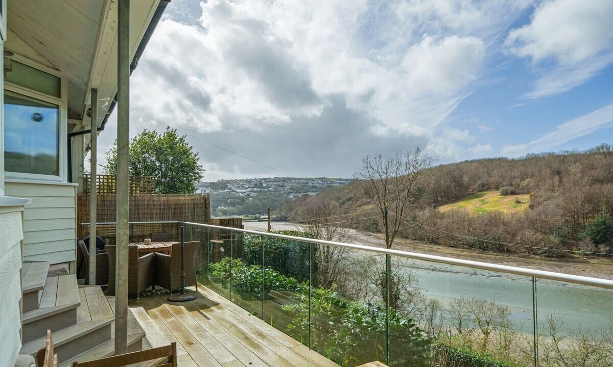 Photo of Outdoor in Looe